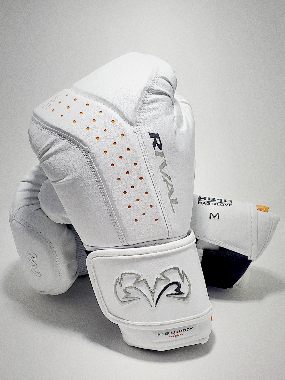 Rival Boxing Gear Rival RB10 boxing gloves white